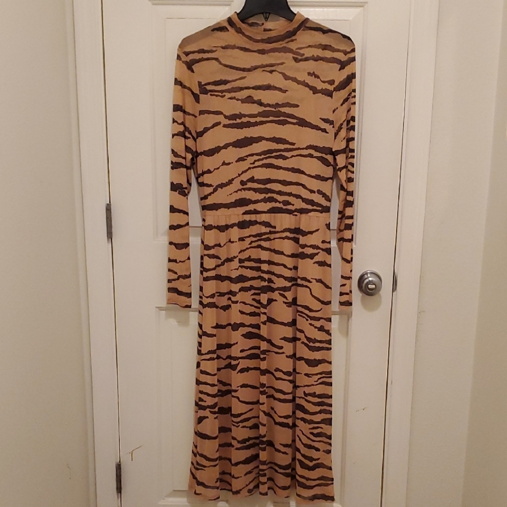 Wild Fable Tiger Stripe Long Sleeve Dress